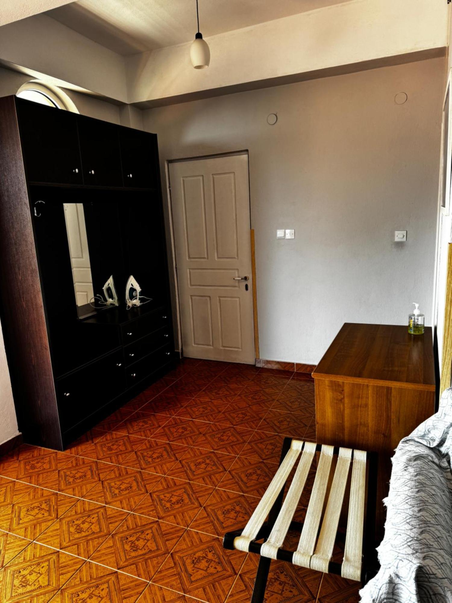 Emilios House Apartment